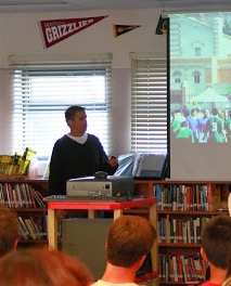 Author Andrew Smith spoke about writing and reading. Credit: Megan Kearney/The Foothill Dragon Press