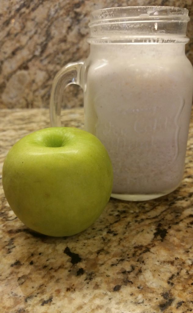 "Apple Pie in a Cup" smoothie. Credit: Brooklyne Shepherd/The Foothill Dragon Press