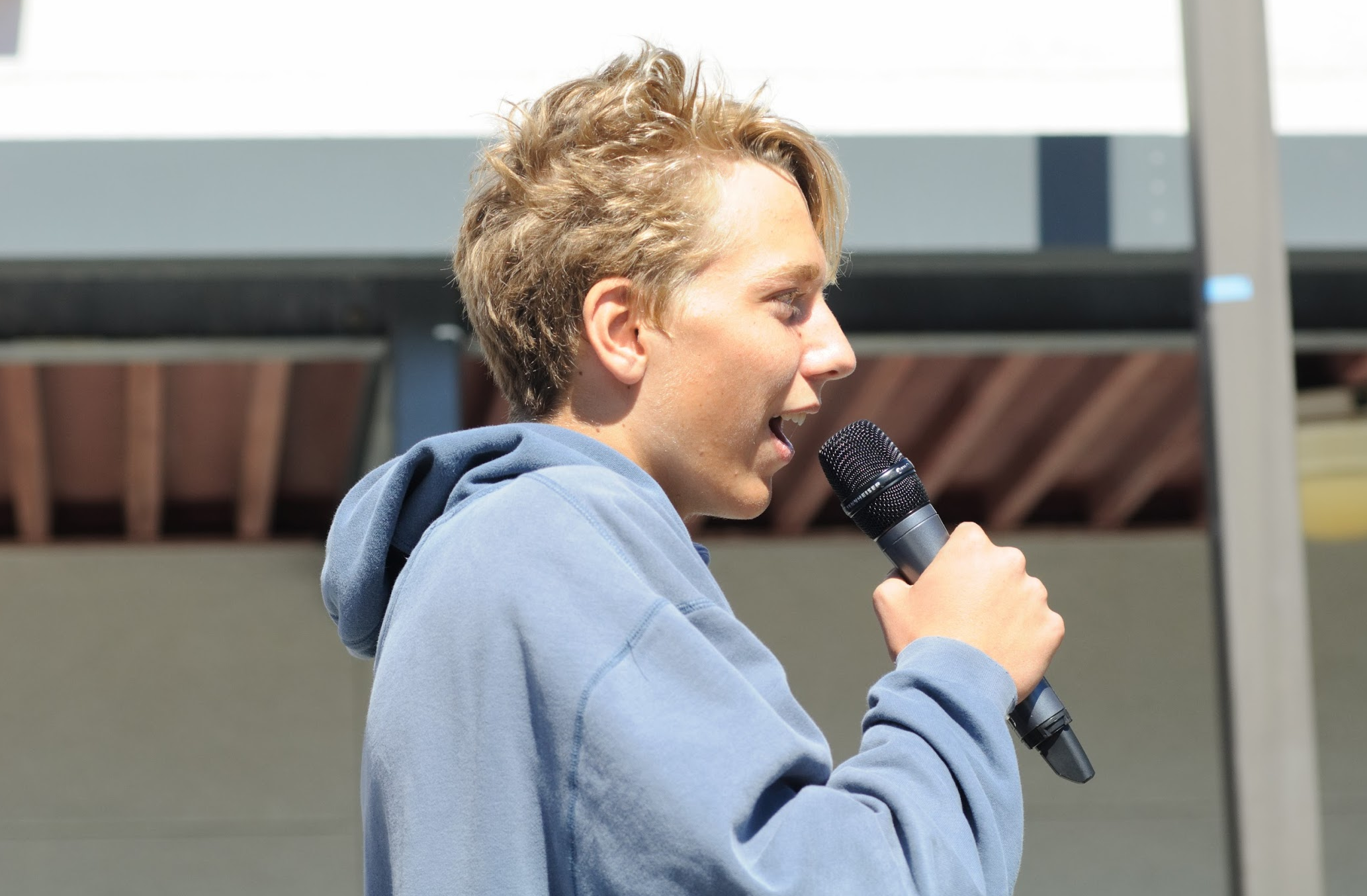Joe Shoemaker ‘21 shares his thoughts on the activity. Credit: Muriel Rowley / The Foothill Dragon Press