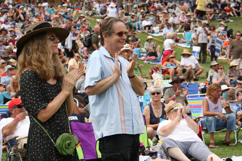 Audience members clap along to performers at the Ventura Hillsides Music Festival. Credit: Melissa Marshall/The Foothill Dragon Press