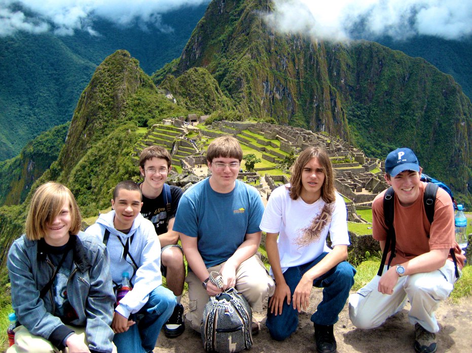 Nick Haverland (left) in Peru with Foothill classmates. Credit: Joshua Dinkler.
