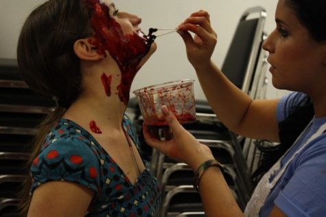 Foothill students participated in a staged car crash and the aftermath of drunk driving Dec. 7. Photos: The Foothill Dragon Press.