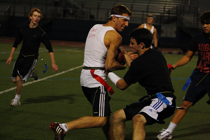 Foothill+seniors+compete+for+bragging+rights+at+flag+football+game+%2839+photos%29