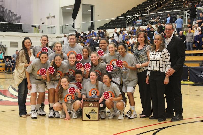 The VHS Varsity Girls Basketball team defeated Camarillo to win the CIF championship. Credit: Annlouise McCambridge. Used with permission.