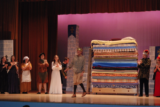 Actors in the VHS play "Once Upon a Mattress" take their bows onstage. Credit: Kazu Koba/The Foothill Dragon Press