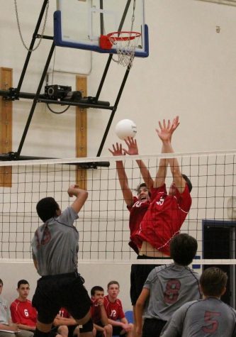 Boys’ volleyball faces graceful defeat at first home game