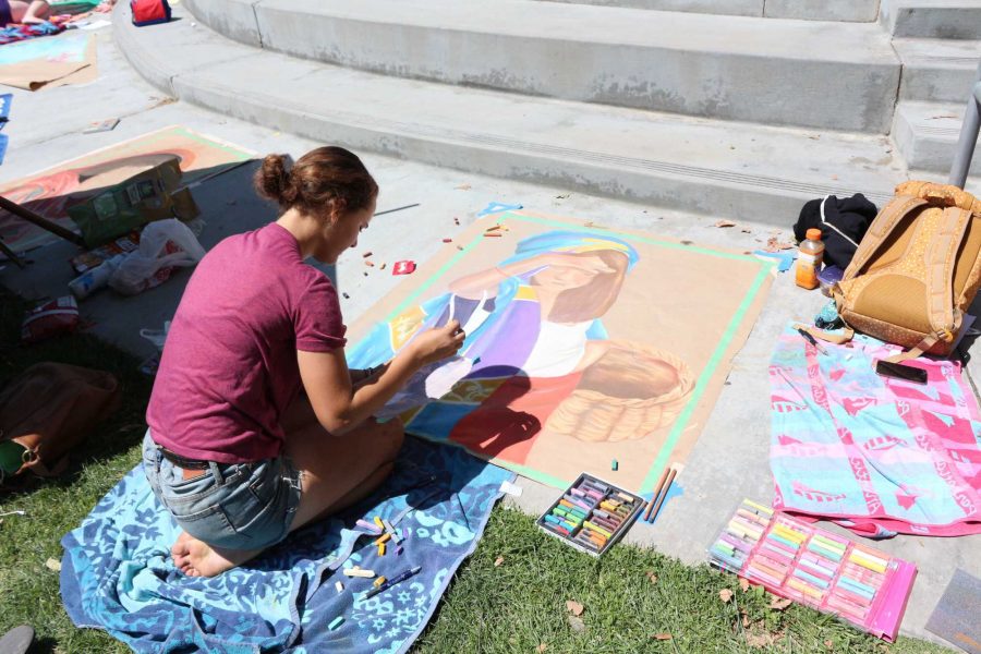 Annual+Chalk+Festival+brings+color+to+campus+%286+photos%2C+video%29
