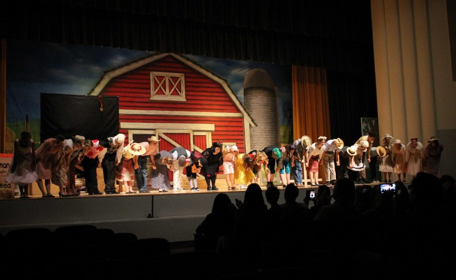 The cast takes a bow at the end of the show. Credit: Claire Renar / The Foothill Dragon Press