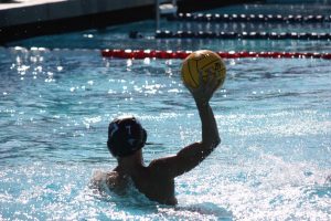 Boys water polo is not the first Foothill team to manage scheduling difficulties, as Foothill own no fields or gyms for teams to practice at. Credit: Gabrialla Cockerell / The Foothill Dragon Press