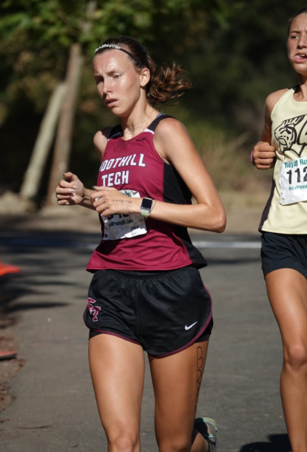 Cross Country takes on Ojai Invitational The Foothill Dragon Press