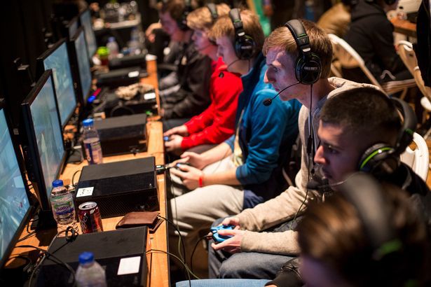 Generation Z teenagers participating in an Esports competition. Credit: Daily Mirror.