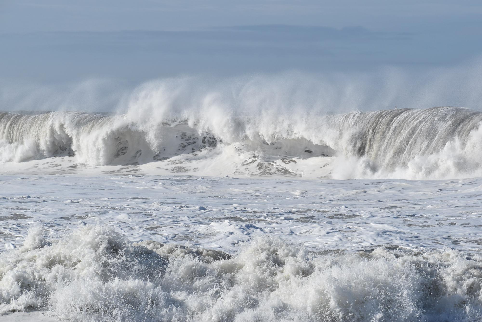 Photo Essay Ventura S Winter Waves The Foothill Dragon Press   8swkHpJiJBOMR3Fz9cPePVxA1PSlb2q4uHiaGJxi 