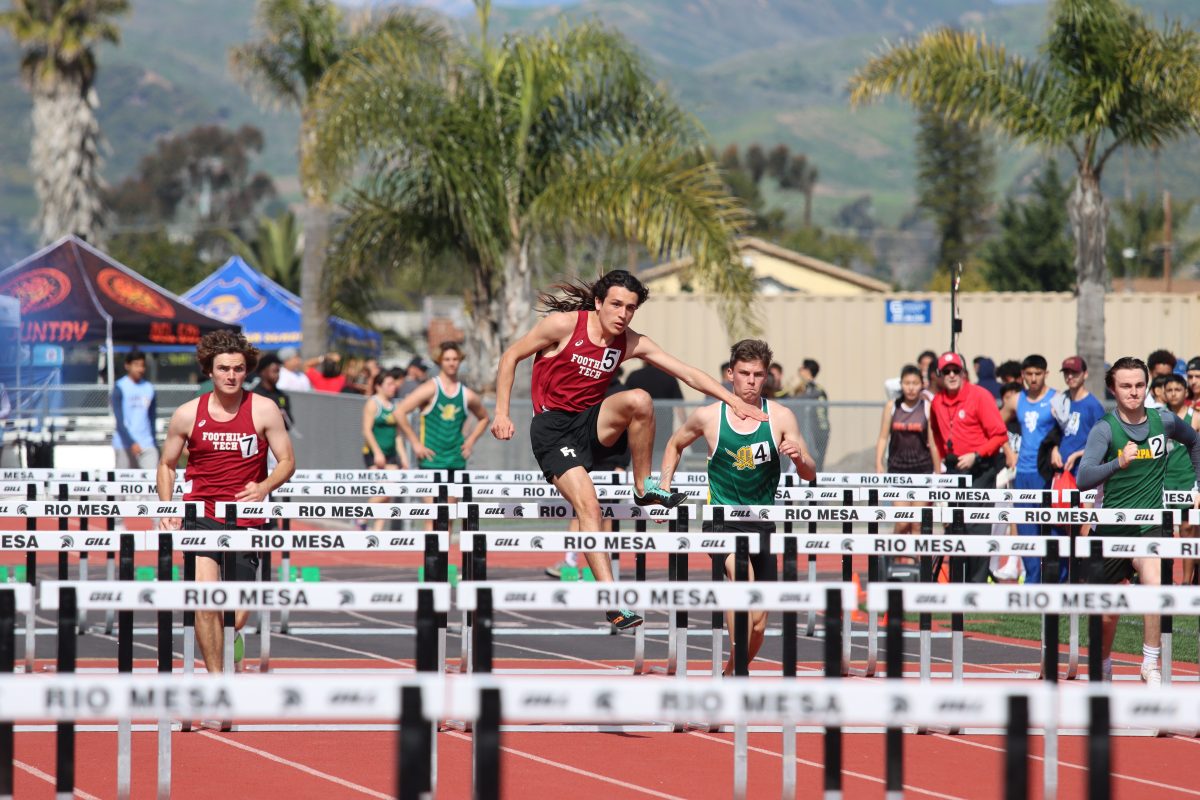 Track and field dominates at Ventura Distance Carnival and Spartan Relays