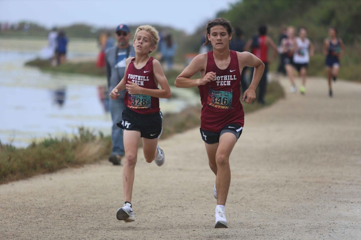 Camden Taylor '27 and teammate Noah Wagner '27 raced down the final stretch of their three-mile course hosted by the University of California Santa Barbara (UCSB) in an attempt to bring the race home. A moment that emphasized both Wagner and Taylor's cohesive teamwork abilities.