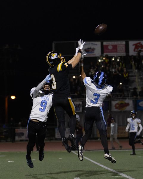 Ventura beats Buena in cross-town rivalry football game