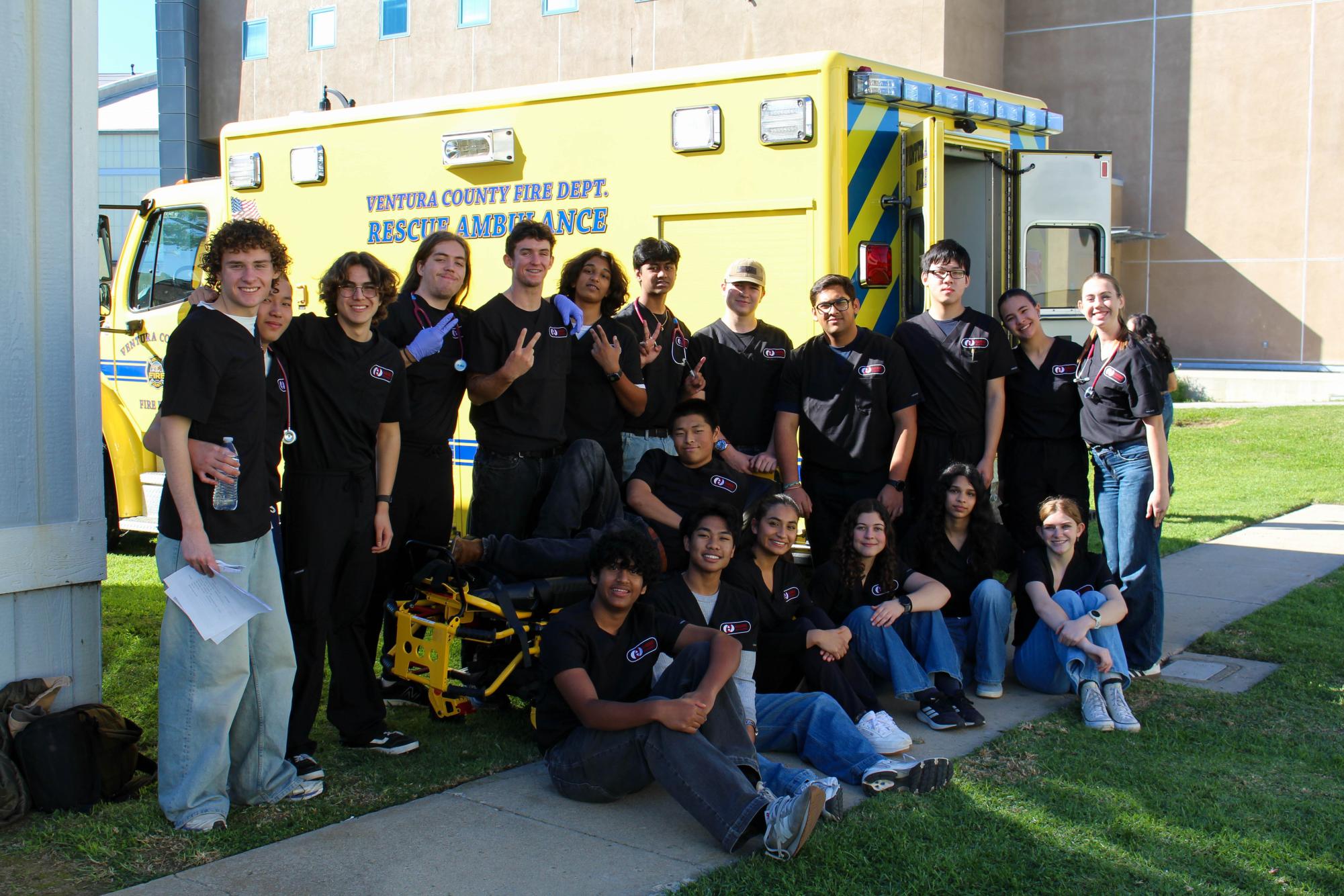 On Dec. 5, 2025, Bioscience Cohort 21 met on the Ventura College Campus to assist college paramedical students in completing the Ventura College paramedic drill. Over the two days, groups of three to four EMT-B and paramedic students rotated through 12 different simulated scenarios, ranging from routine cases like chest tightness to high-intensity emergencies, including mock gunshot incidents.