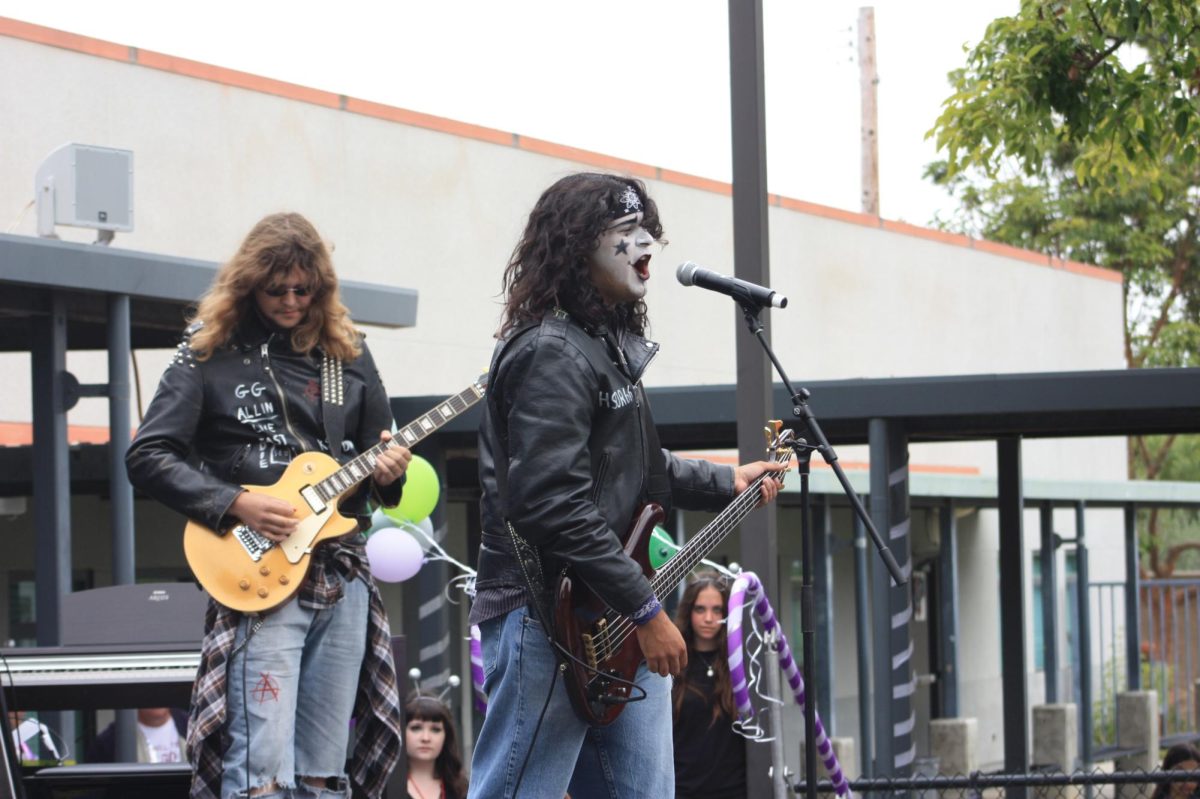 On May 22, 2026, the dragons entered the quad to enjoy the annual Air Guitar performance hosted by ASB (Associated Student Body) that featured talent showcases from each grade. With painted faces, leather jackets and electric guitars, these performers transformed the quad into an energetic rock concert. Bringing the heat, solos and energy, this performance seized the stage.