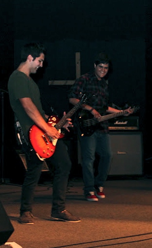 Senior Garrett Lyons (left) performs with junior Jake Ryno (right) for Lyons Hero Project Friday night. Credit: Felicia Perez/The Foothill Dragon Press