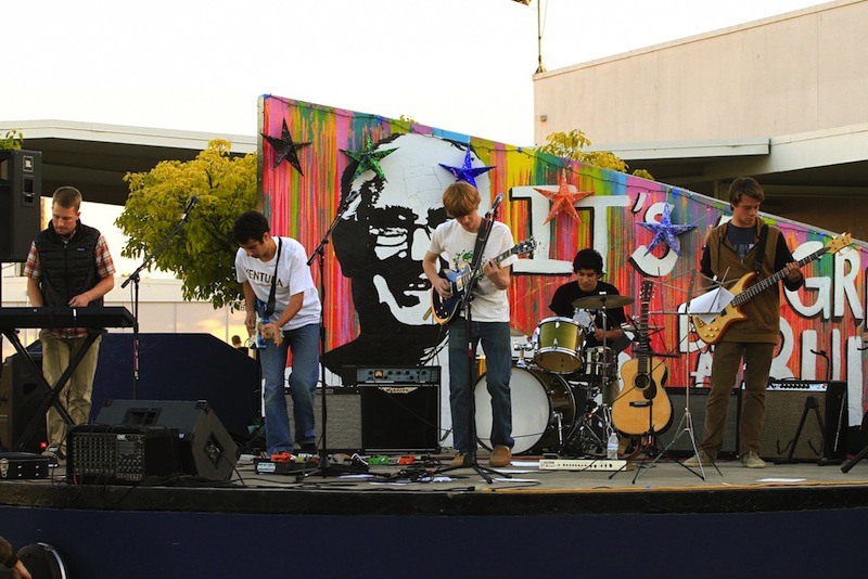 Juniors Blake Knutson and Matthew Goodkin-Gold, senior Cole Citrenbaum, and juniors Michael Morales and Christopher Short perform at the "Love the Earth" benefit concert. Credit: Aysen Tan/The Foothill Dragon Press