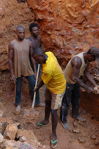 Here, men in the Democratic Republic of Congo mine for what are considered conflict minerals because they are one of the main causes of the countrys turmoil. Credit: Creative Commons photo by Flickr user thehunter1184.
