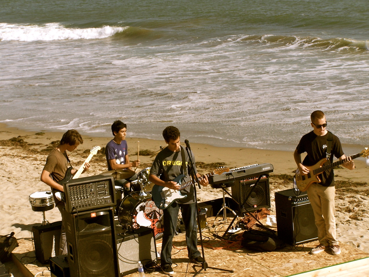 Local band "Special Guest" performs at "Heal the Beach" fundraiser. Credit: Mike Morales. Used with permission.