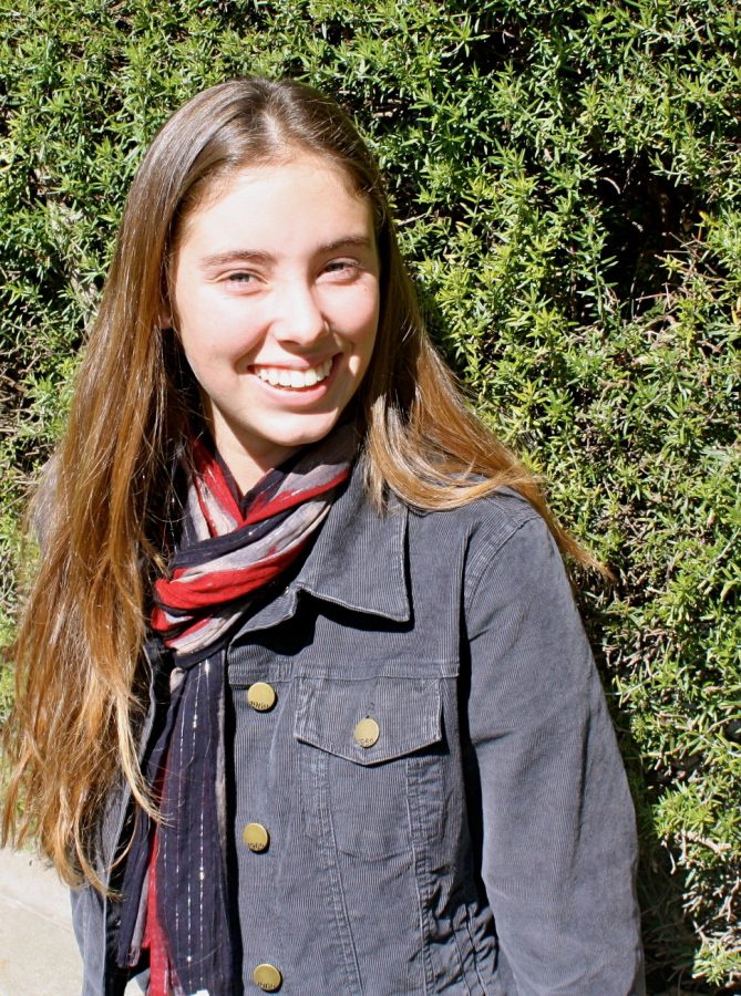 Anaika Miller, editor in chief of The Foothill Dragon Press, has been selected to serve as a student partner with 45words, an international scholastic journalism advocacy group.