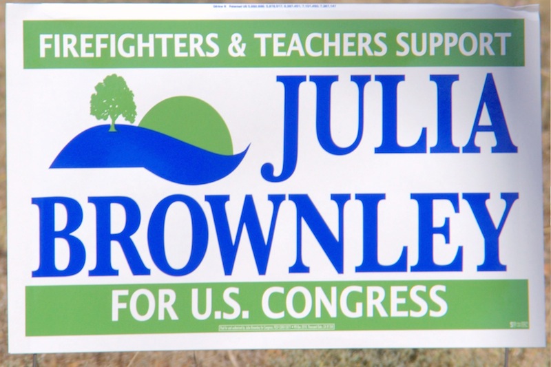 Julia+Brownley+is+the+Democratic+candidate+running+for+the+congressional+representative+of+Ventura+County.+Credit%3A+Josh+Ren%2FThe+Foothill+Dragon+Press
