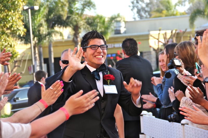 Ventura High School senior John Nye attends "A Night to Remember," a prom put on by Mission Church for the special needs community. Credit: Jackson Tovar/The Foothill Dragon Press