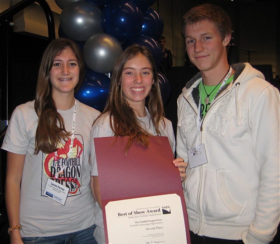From left, Lauren Parrino, Anaika Miller and Trevor Jordan accept the second place Best of Show award on behalf of the Foothill Dragon Press Saturday in Kansas City, Mo. Credit: Melissa Wantz.