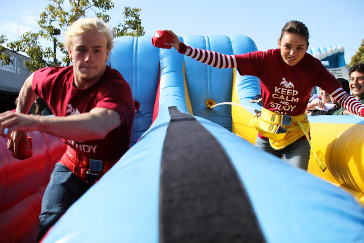 Seniors Brian O'Sullivan and Seychelle Kauffman compete against one another at Friday's Renaissance Rally. Credit: Bethany Fankhauser/The Foothill Dragon Press