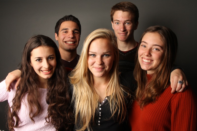 (Left to right) Sophomore Ana Bello, junior Adam Braver, junior Annabelle Warren, junior Luke Ballmer and senior Anaika Miller will be representing Foothill at the state tournament for speech and debate. Credit: Aysen Tan/The Foothill Dragon Press.