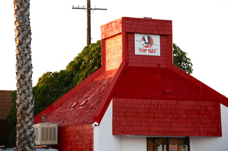 The Top Hat restaurant has recently returned to Ventura to bring back a taste of history. Credit: Bridget Parrino/ The Foothill Dragon Press.